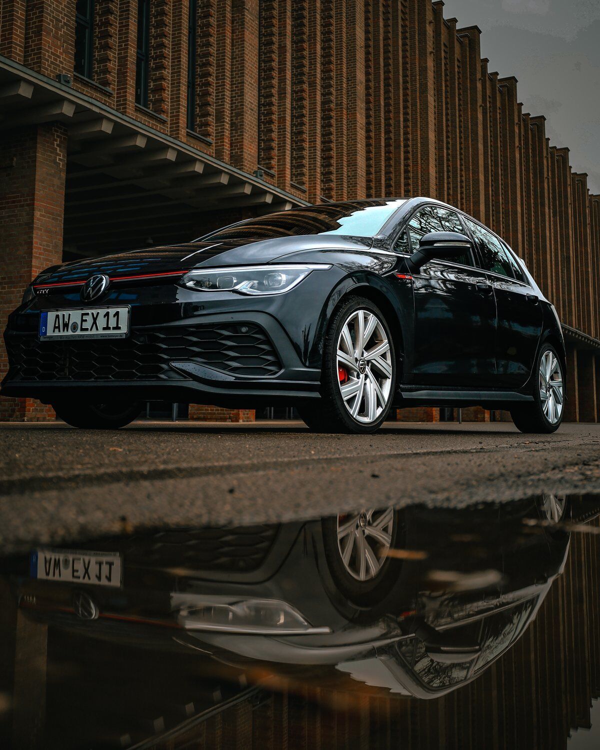 VW Golf GTI 8 Clubsport – Front Spiegelung im Wasser